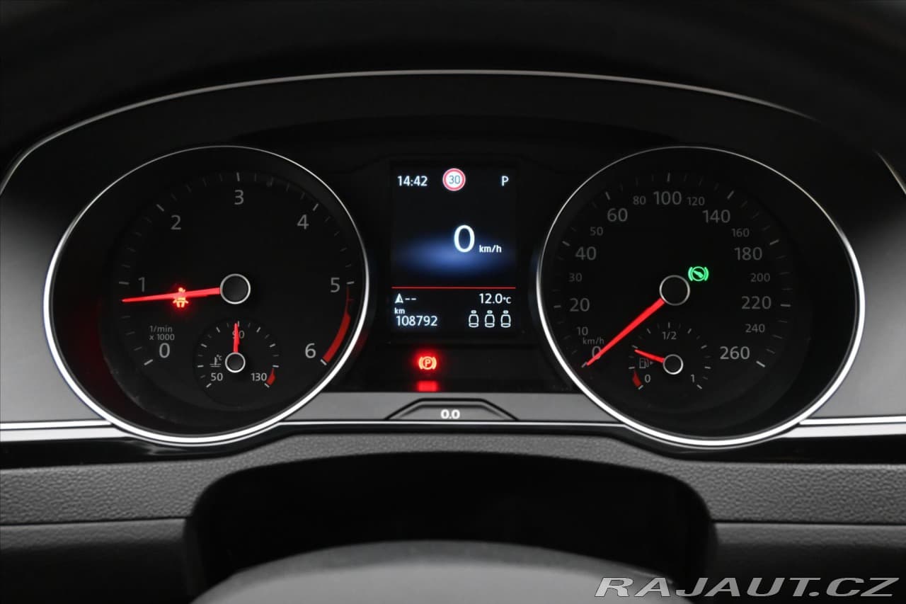 2021 Volkswagen Passat - 16