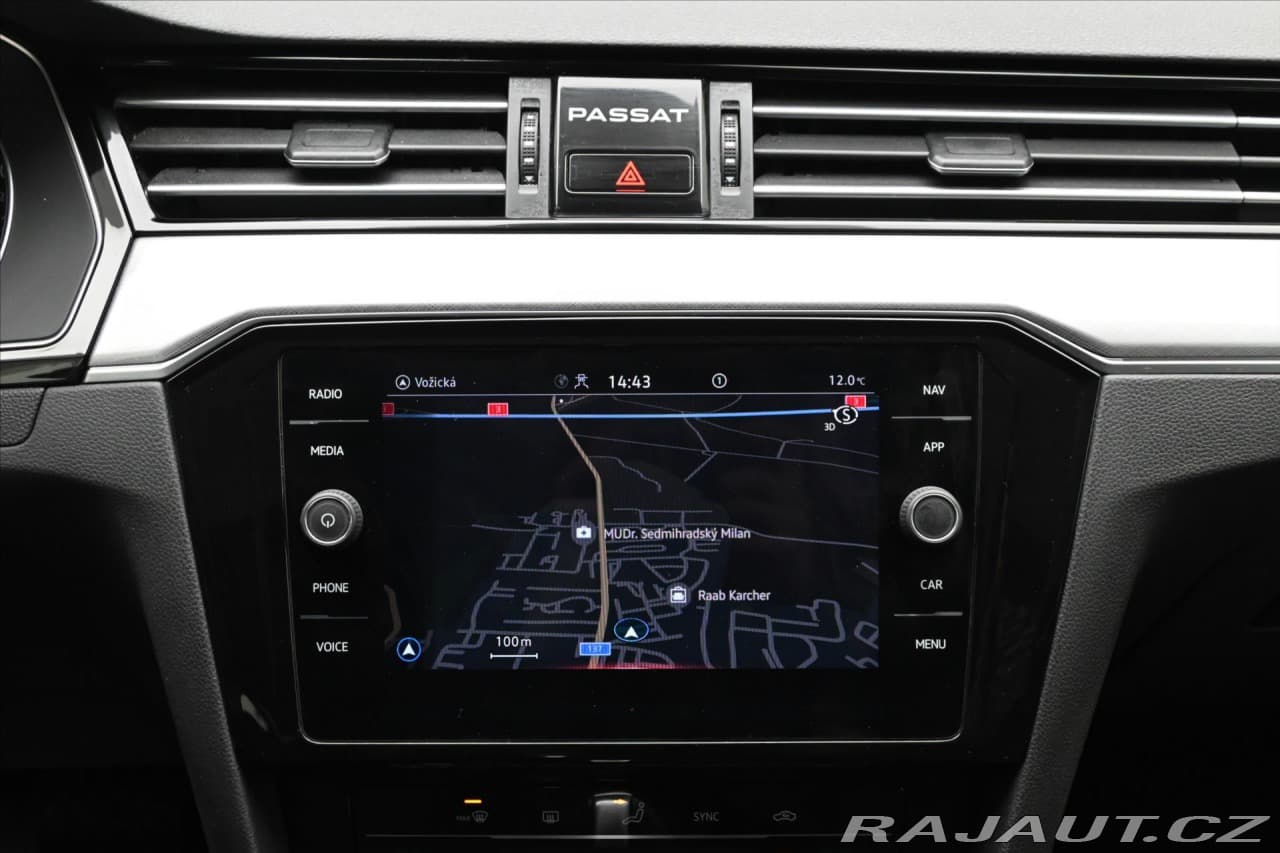 2021 Volkswagen Passat - 19