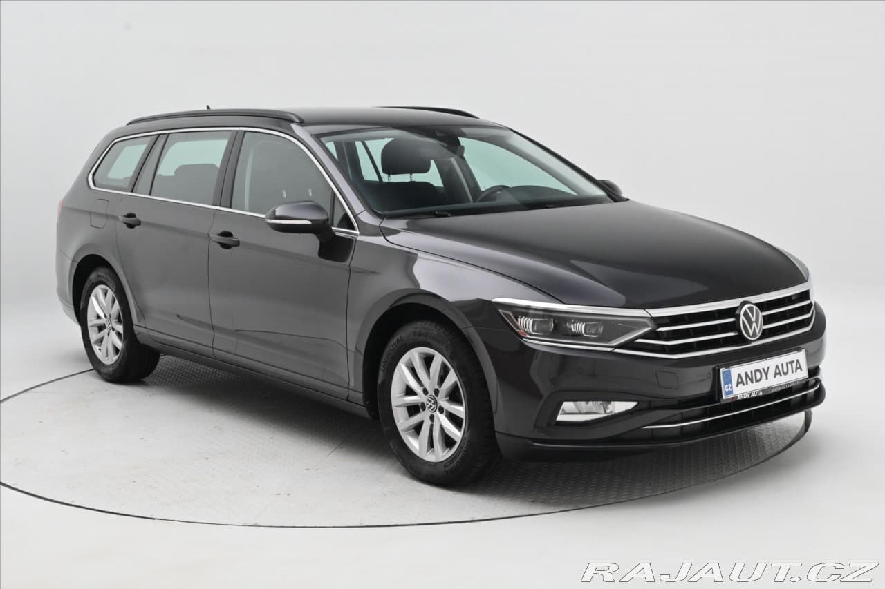 2021 Volkswagen Passat - 3