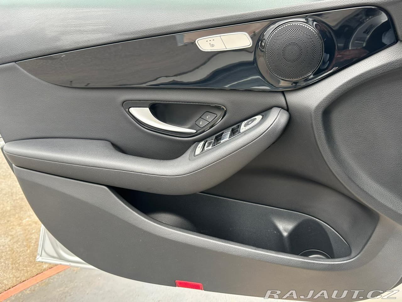 2015 Mercedes-Benz C-CLASS - 18