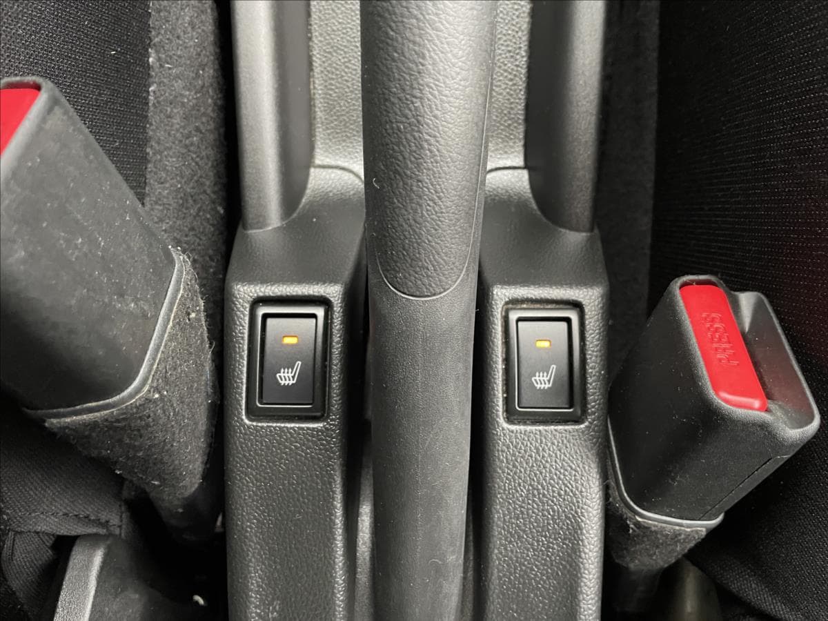 2021 Suzuki Swift - 16