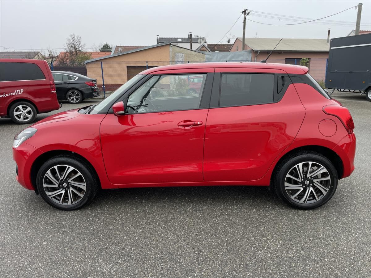 2021 Suzuki Swift - 8