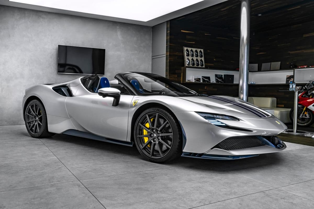 2025 Ferrari Sf90 - 4