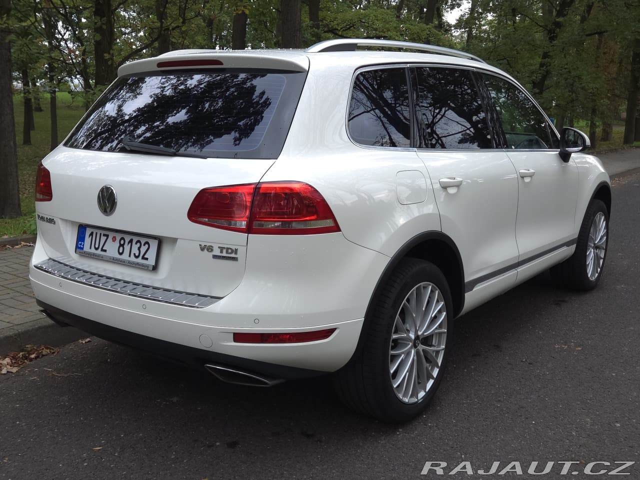 2011 Volkswagen Touareg - 4