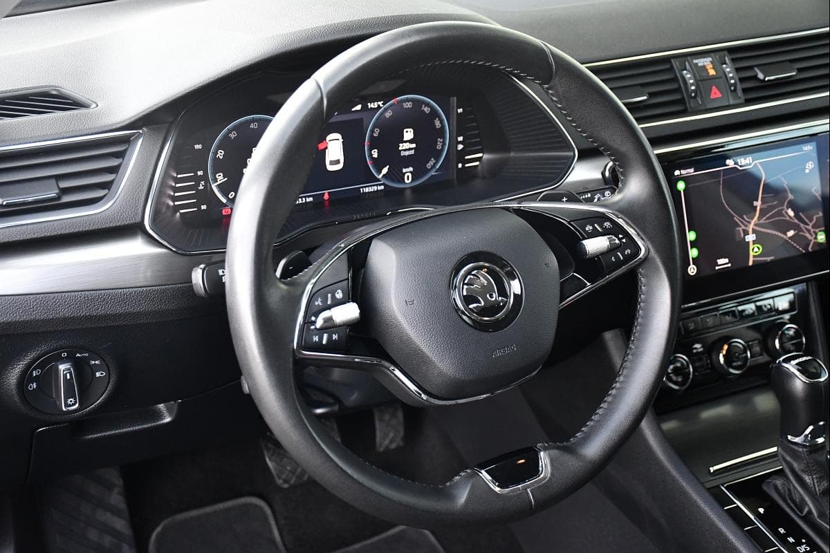 2022 Škoda Superb - 16