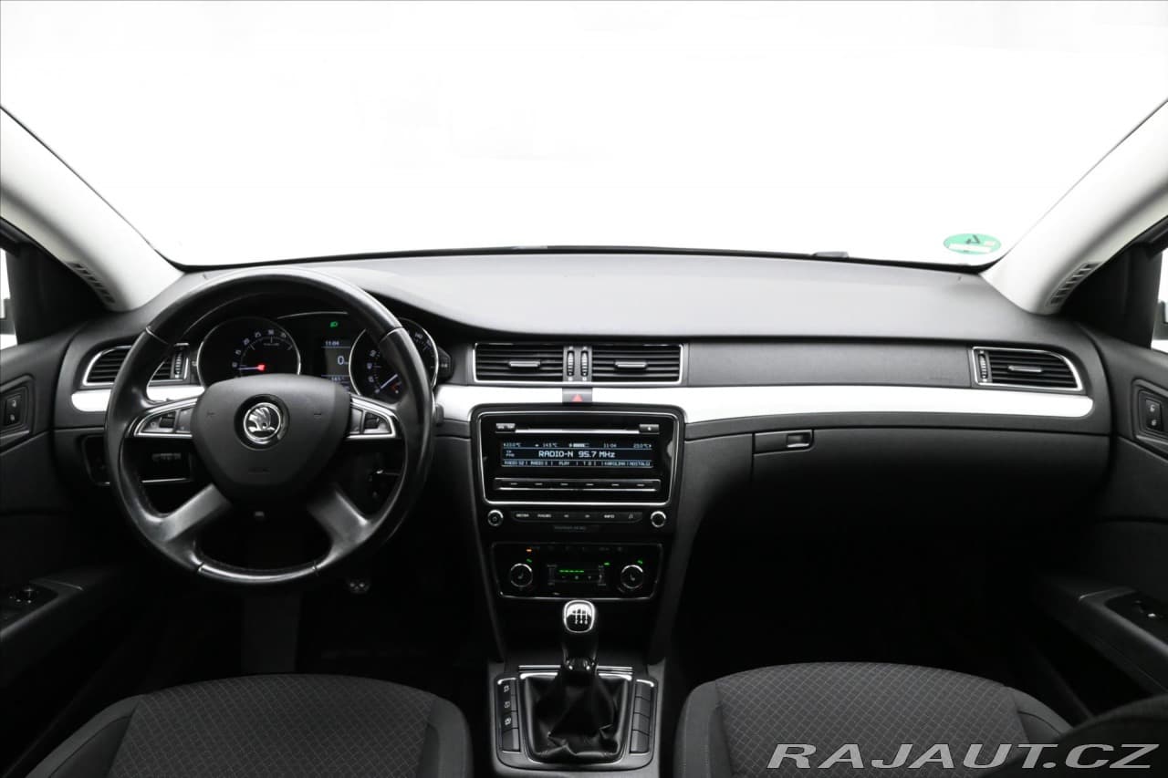 2015 Škoda Superb - 15