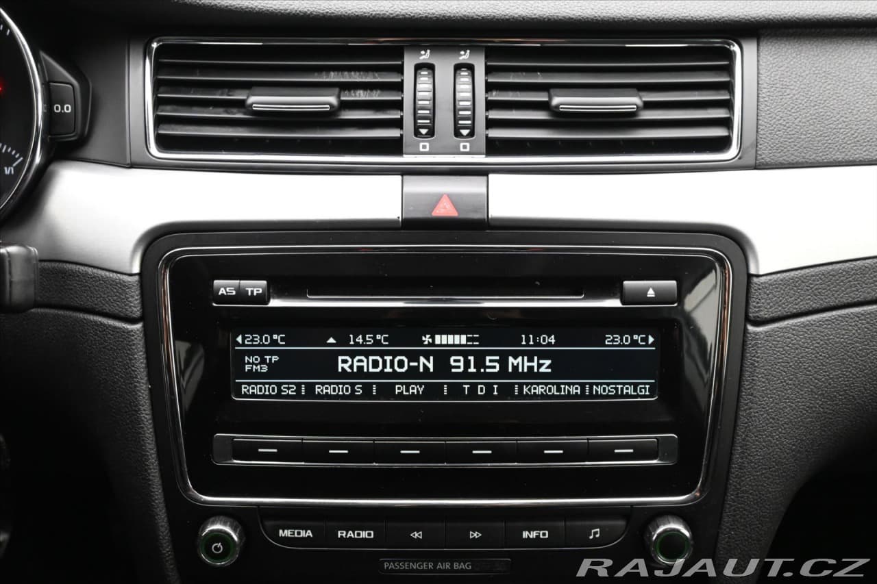 2015 Škoda Superb - 19