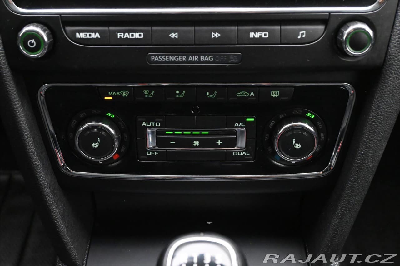 2015 Škoda Superb - 20