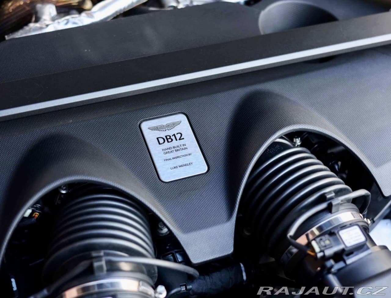 2023 Aston Martin Db12 - 13