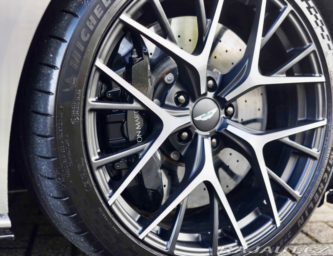 2023 Aston Martin Db12 - 17