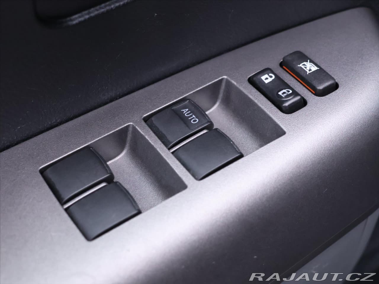 2012 Toyota Tundra - 16