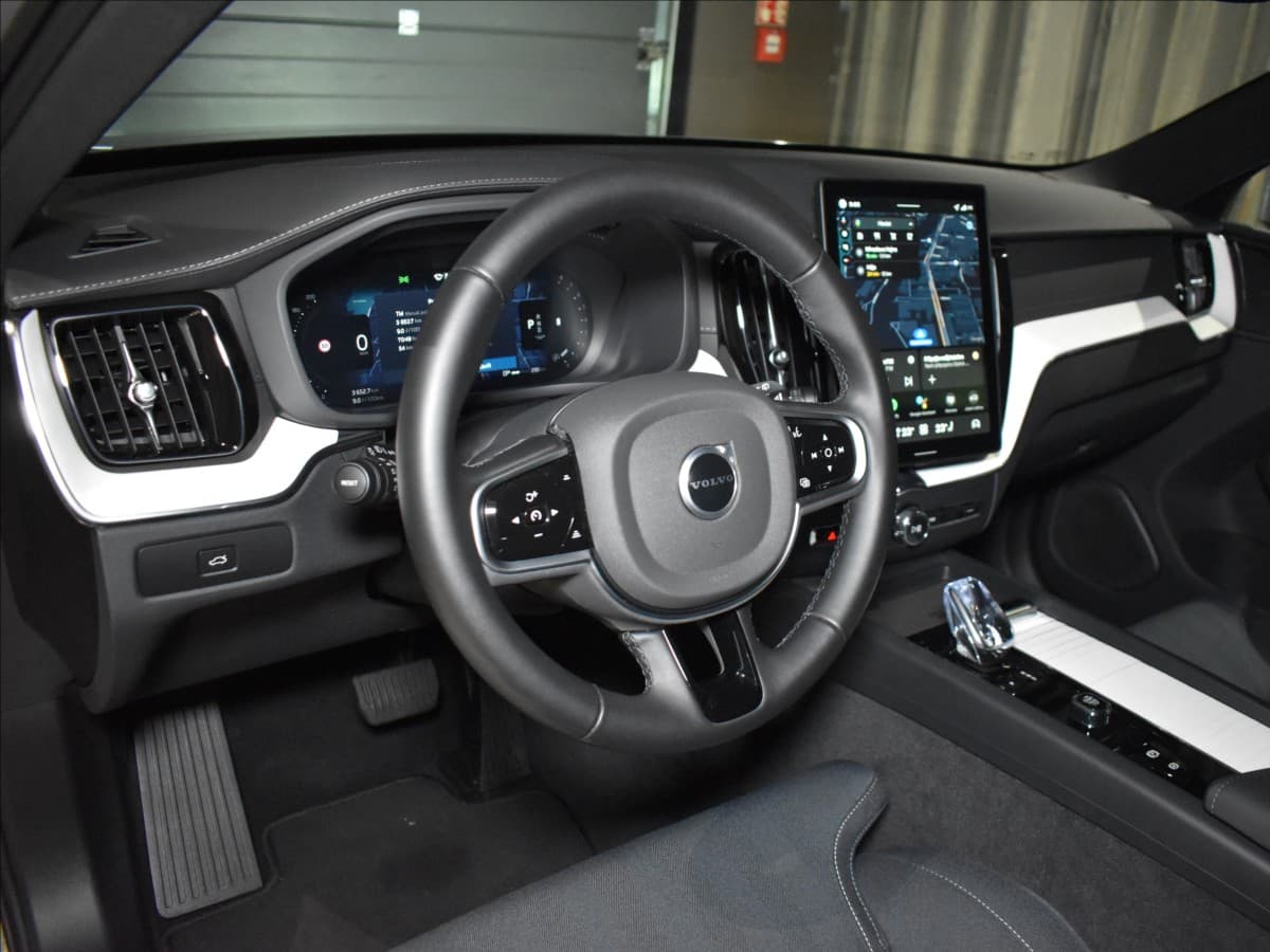 2025 Volvo Xc60 - 13