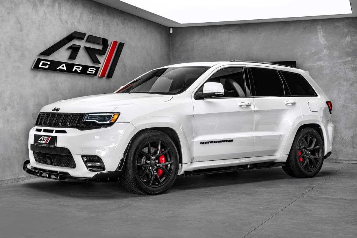 Jeep Grand Cherokee SRT 8