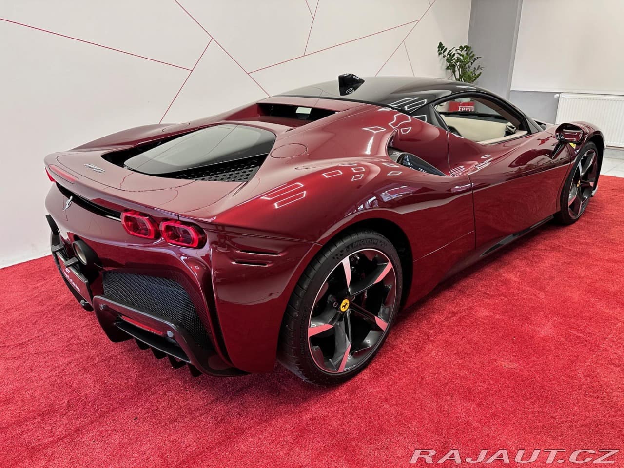 2024 Ferrari Sf90 - 6