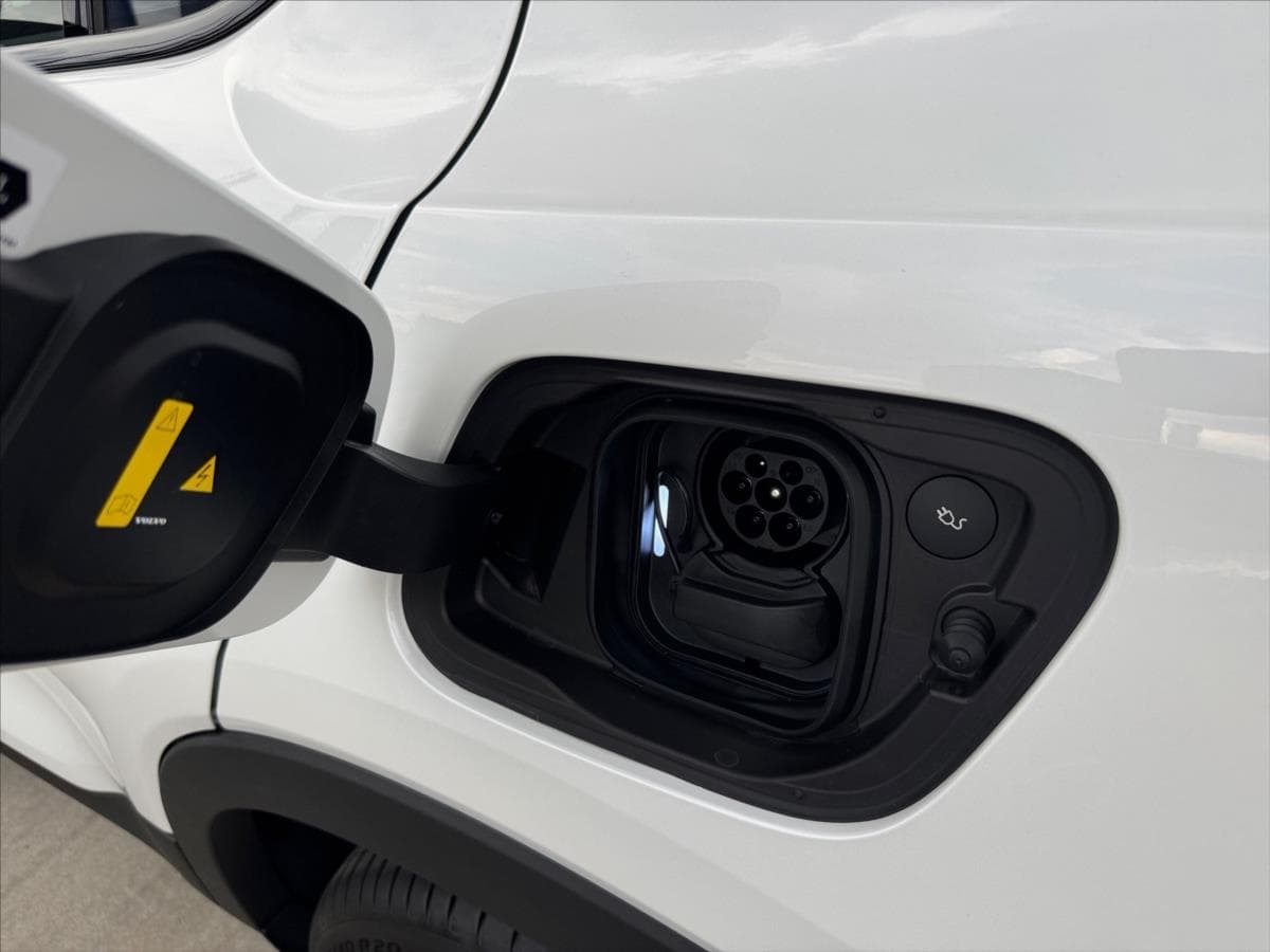 2025 Volvo Ec40 - 14