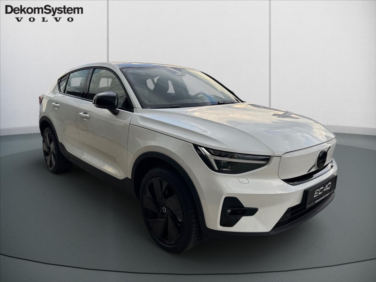 2025 Volvo Ec40 - 2