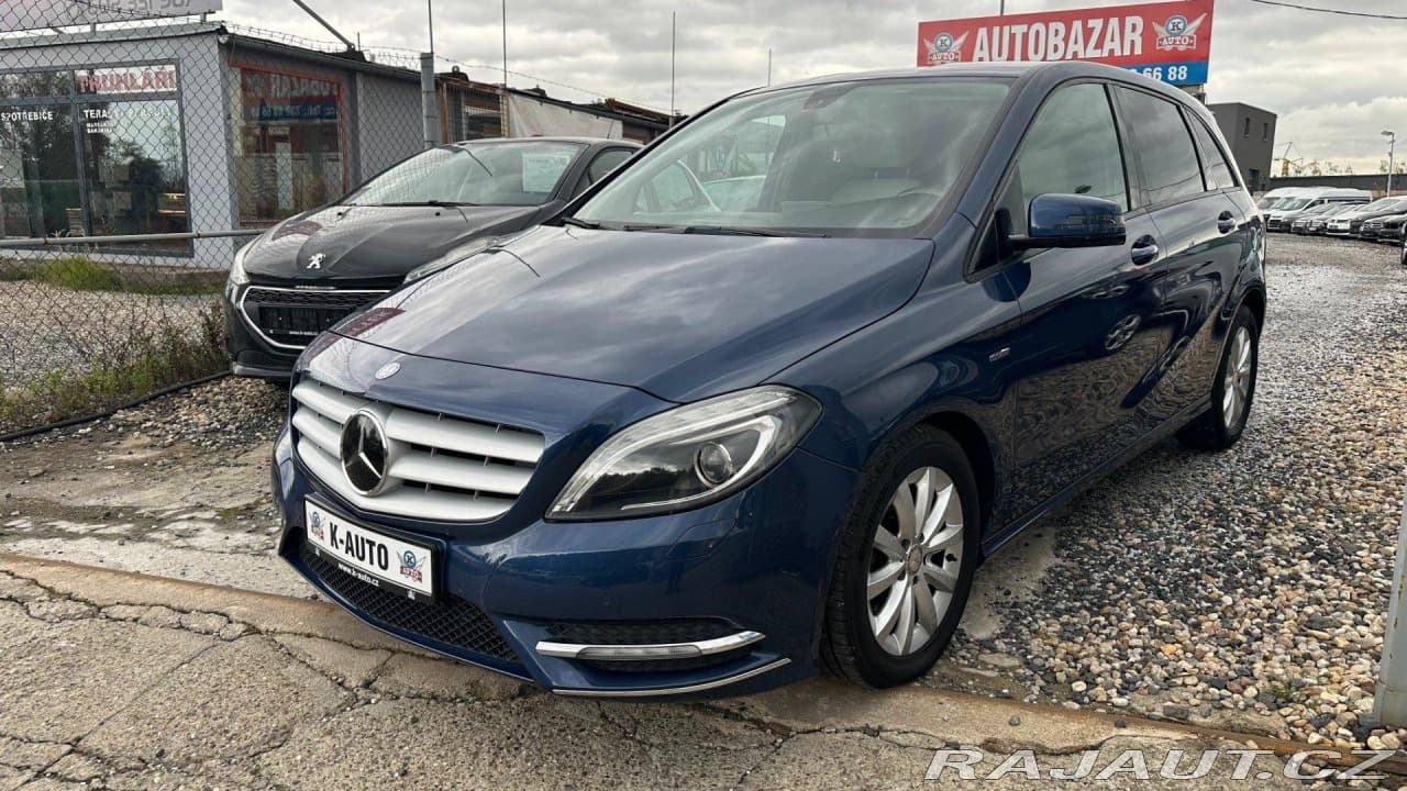Mercedes-Benz B B200i 115kW *ALU*Kůže*PDC