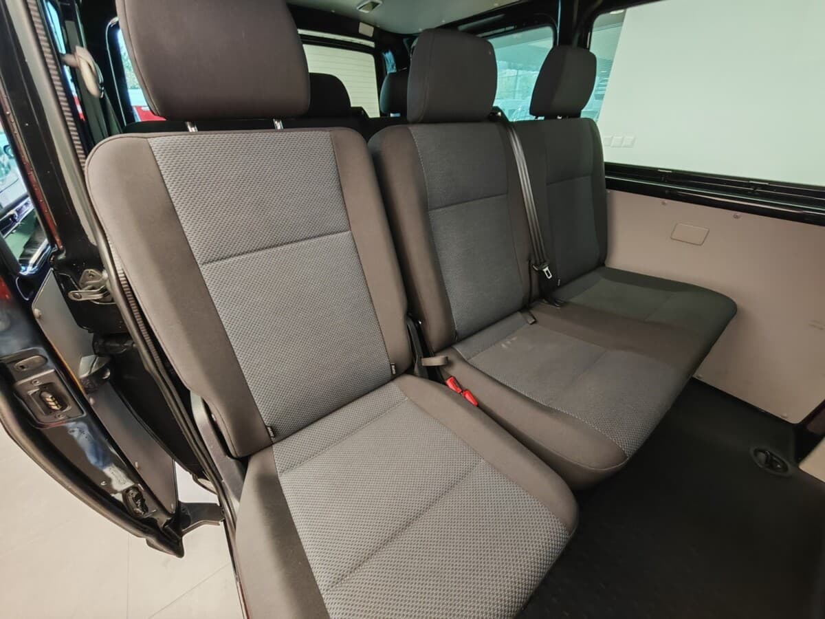 2016 Volkswagen Transporter - 13