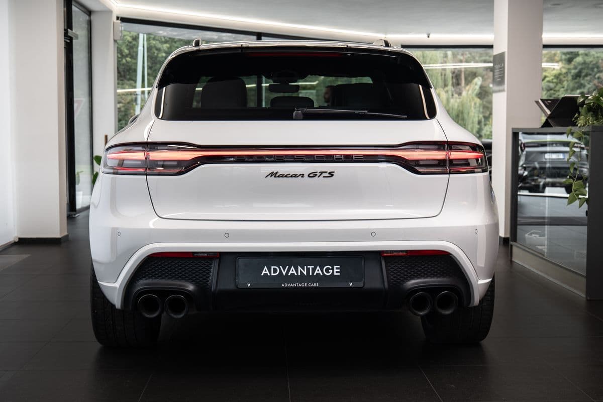 2023 Porsche Macan - 3