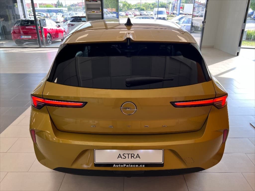 2025 Opel Astra - 5