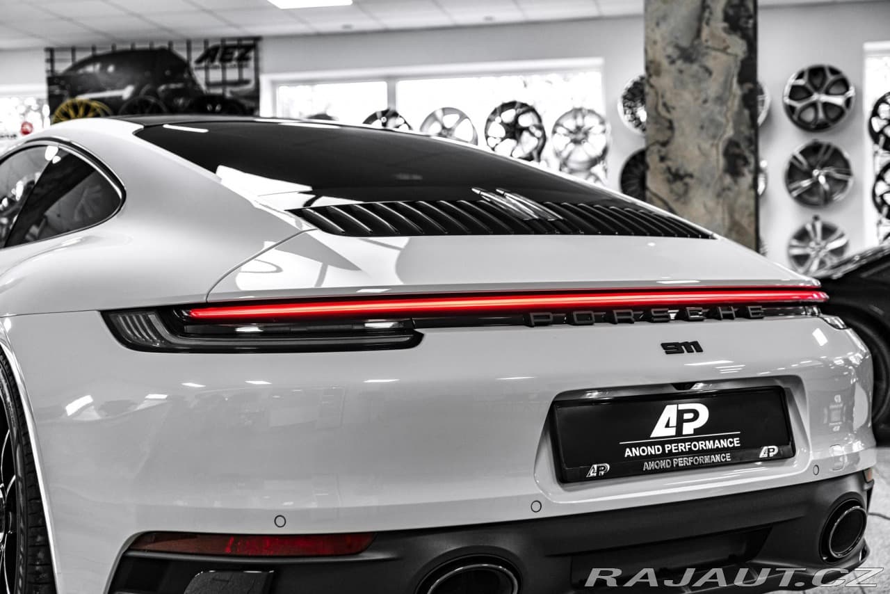2022 Porsche 911 - 7