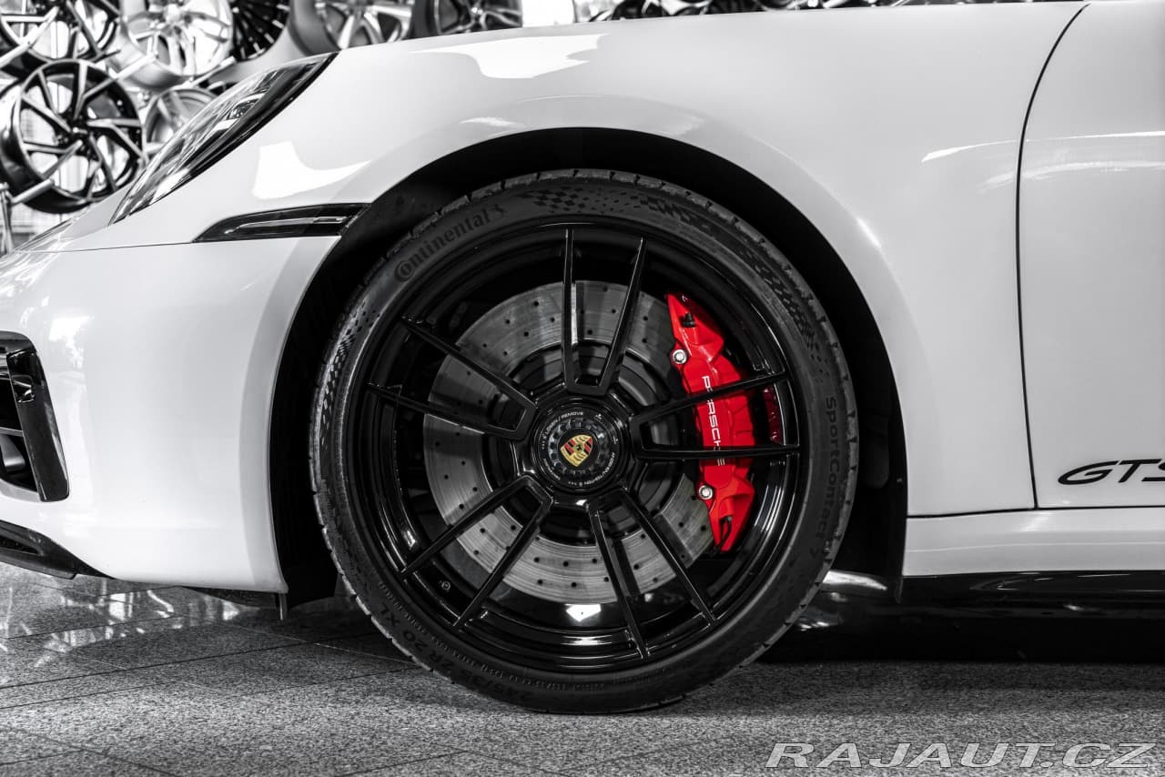 2022 Porsche 911 - 8