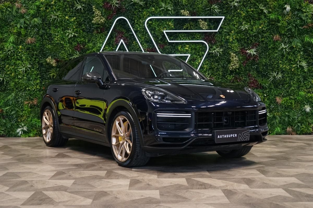 2022 Porsche Cayenne - 3