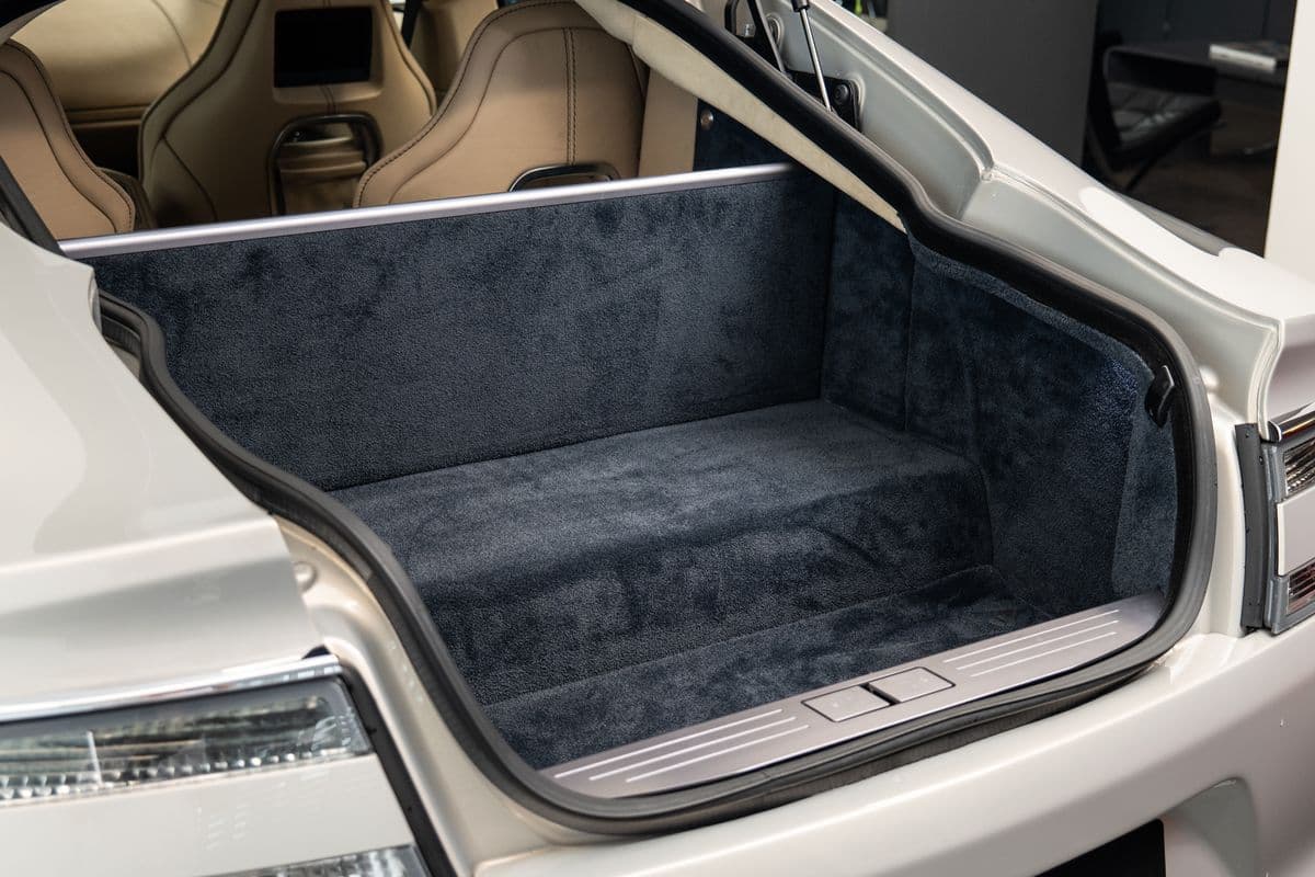 2010 Aston Martin Rapide - 20