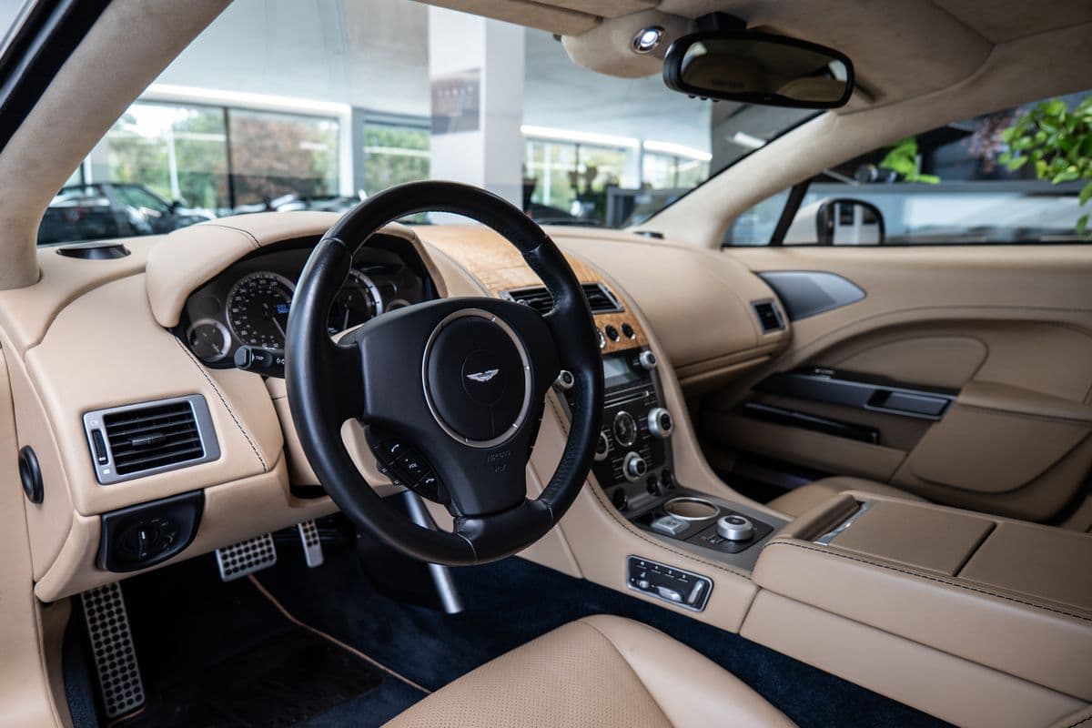 2010 Aston Martin Rapide - 5