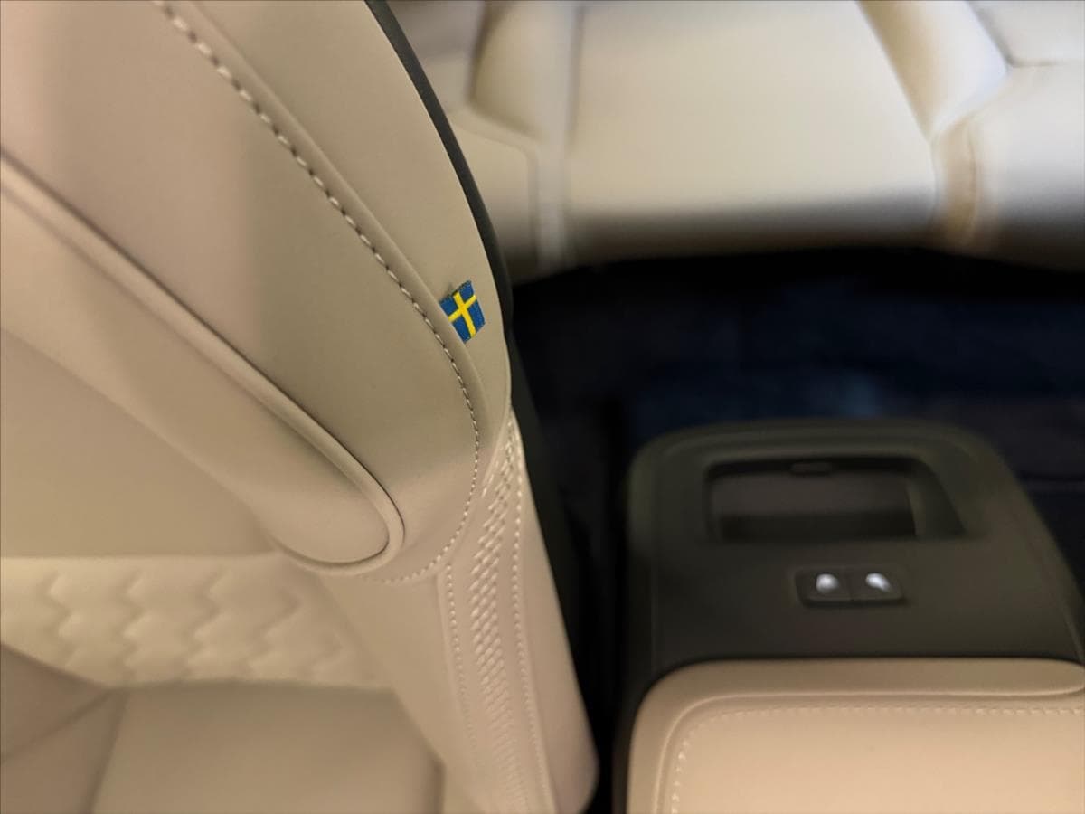 2025 Volvo Xc60 - 15