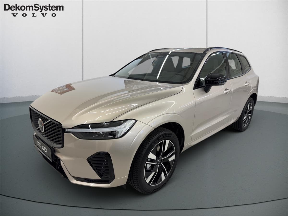 Volvo XC60 2,0 B5 AWD Plus Dark 9876