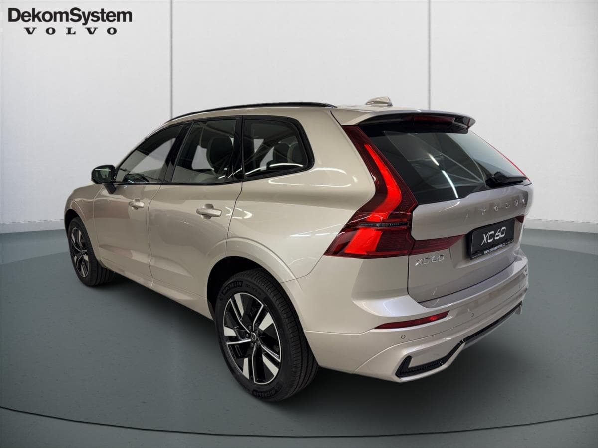 2025 Volvo Xc60 - 4