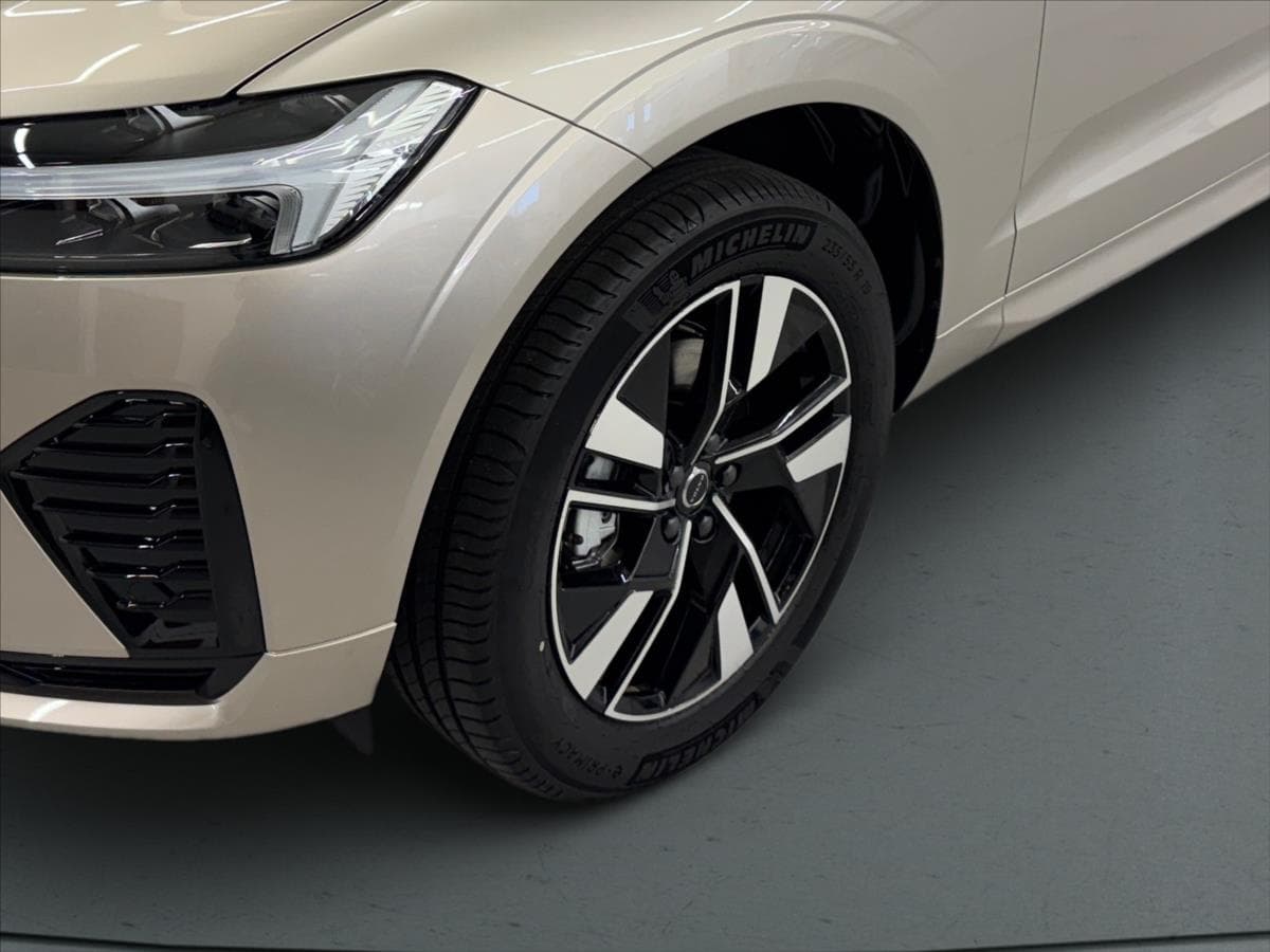 2025 Volvo Xc60 - 6