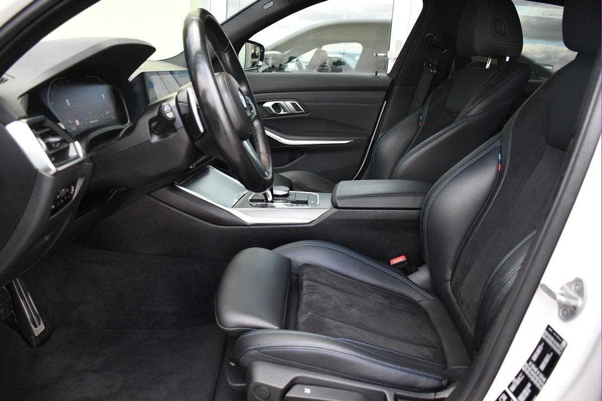 2021 BMW 3-Series - 13
