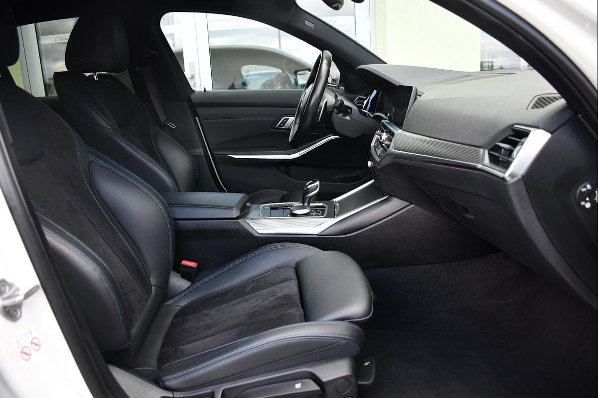 2021 BMW 3-Series - 17