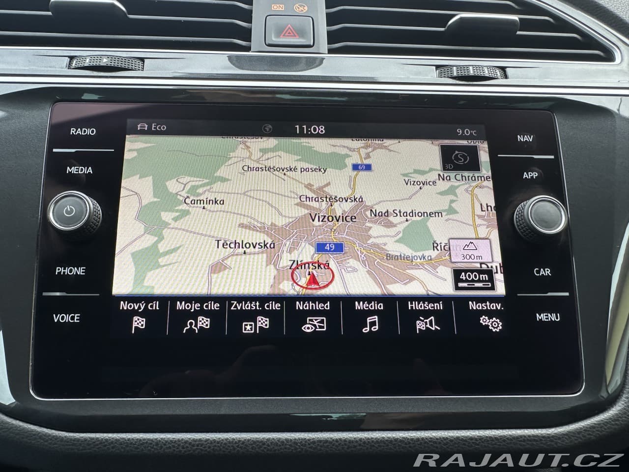 Volkswagen Tiguan - 18