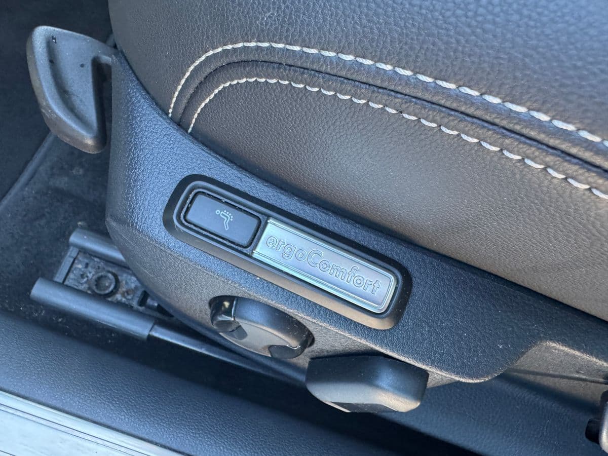 2023 Volkswagen Passat - 5