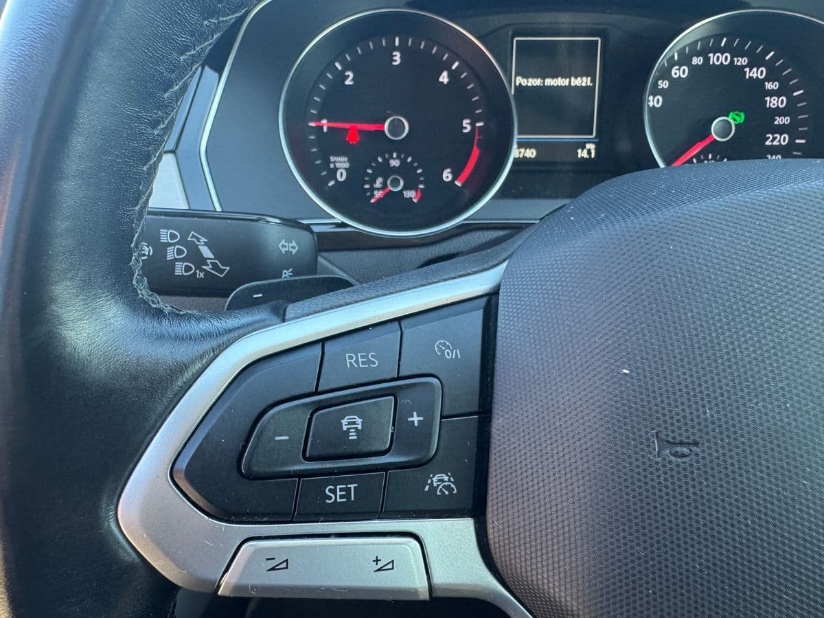 2023 Volkswagen Passat - 6