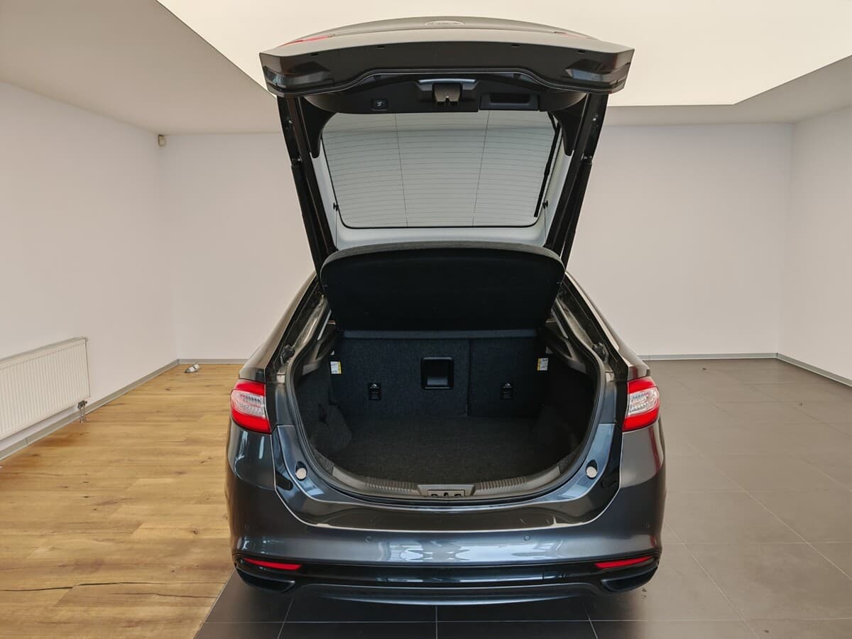 2016 Ford Mondeo - 8