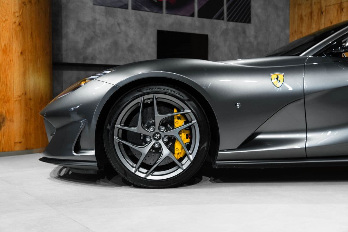 2018 Ferrari 812 - 2