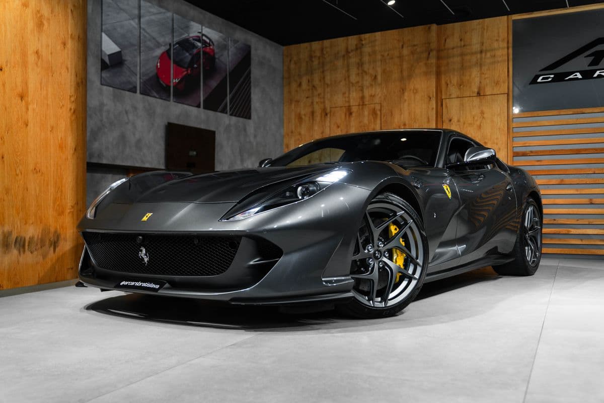 2018 Ferrari 812 - 7