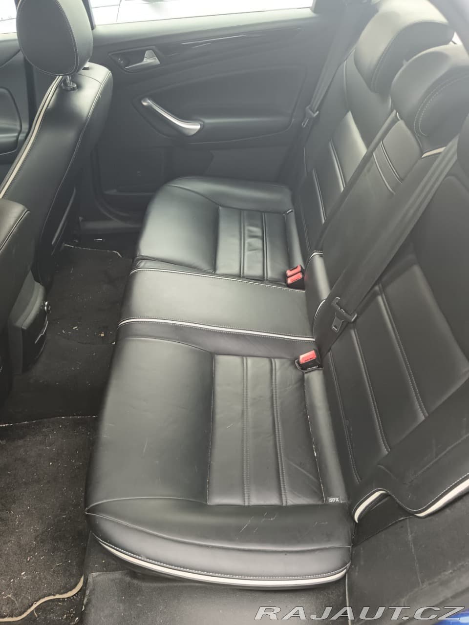 2013 Ford Mondeo - 16