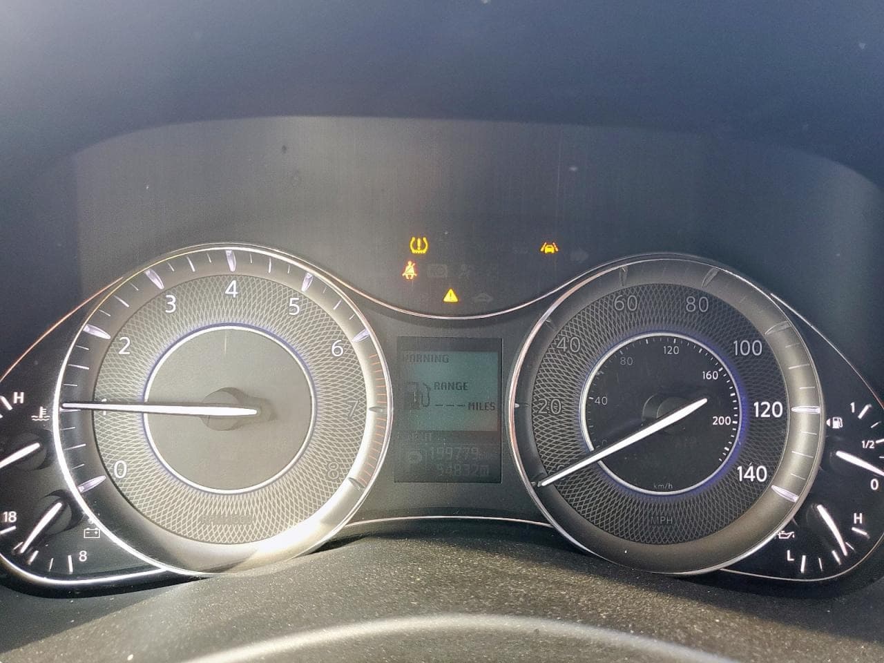 2017 Infiniti Ostatní - 9