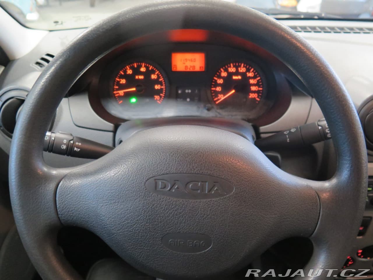 2008 Dacia Logan - 7