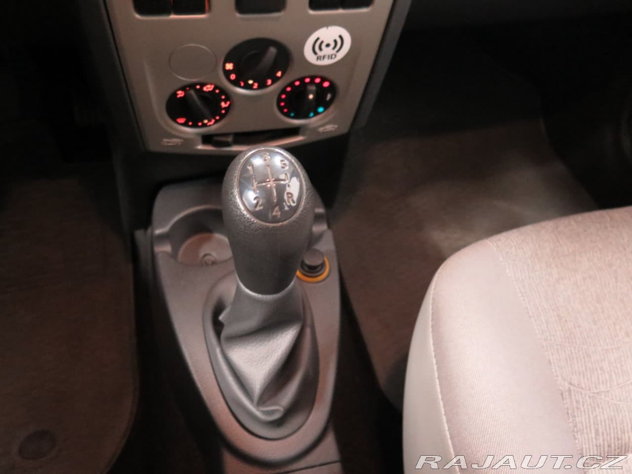 2008 Dacia Logan - 8