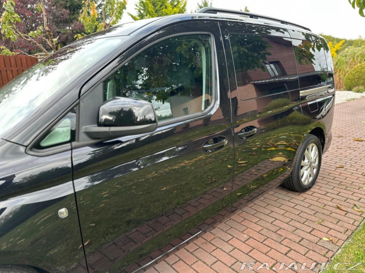 2022 Volkswagen Caddy - 11