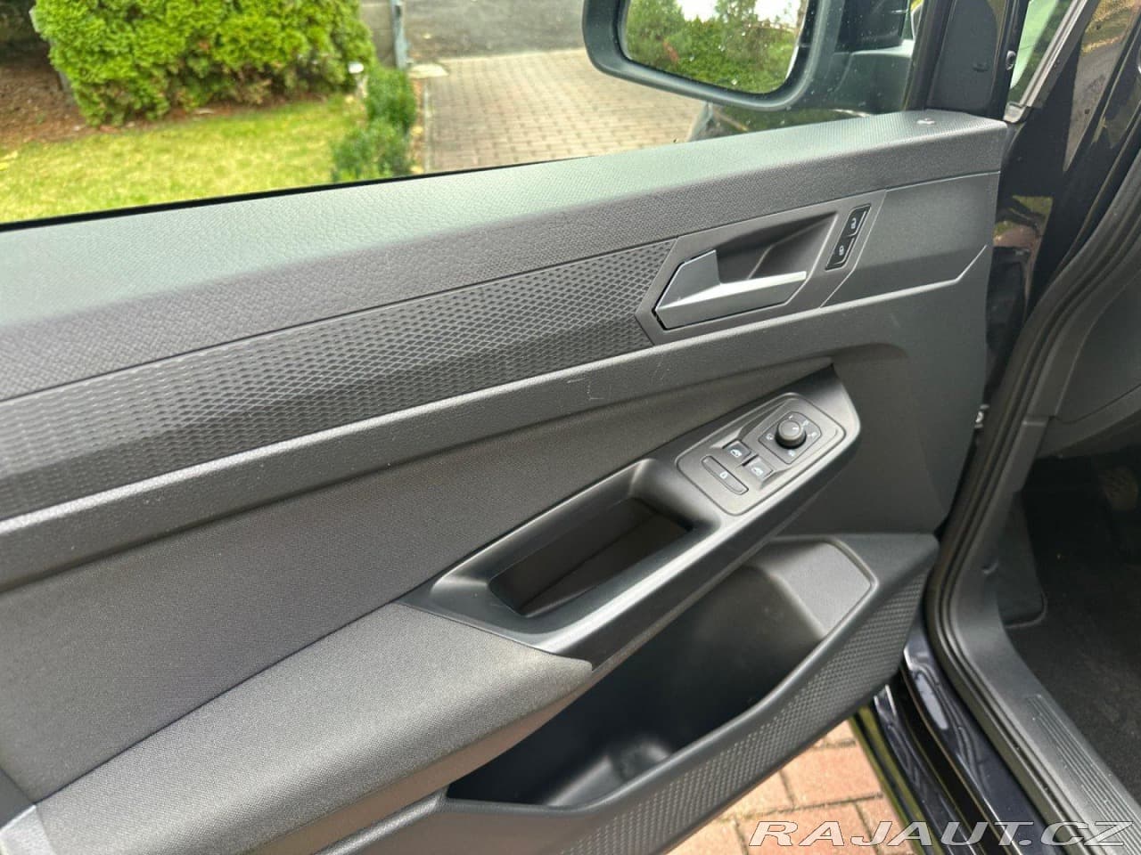 2022 Volkswagen Caddy - 12