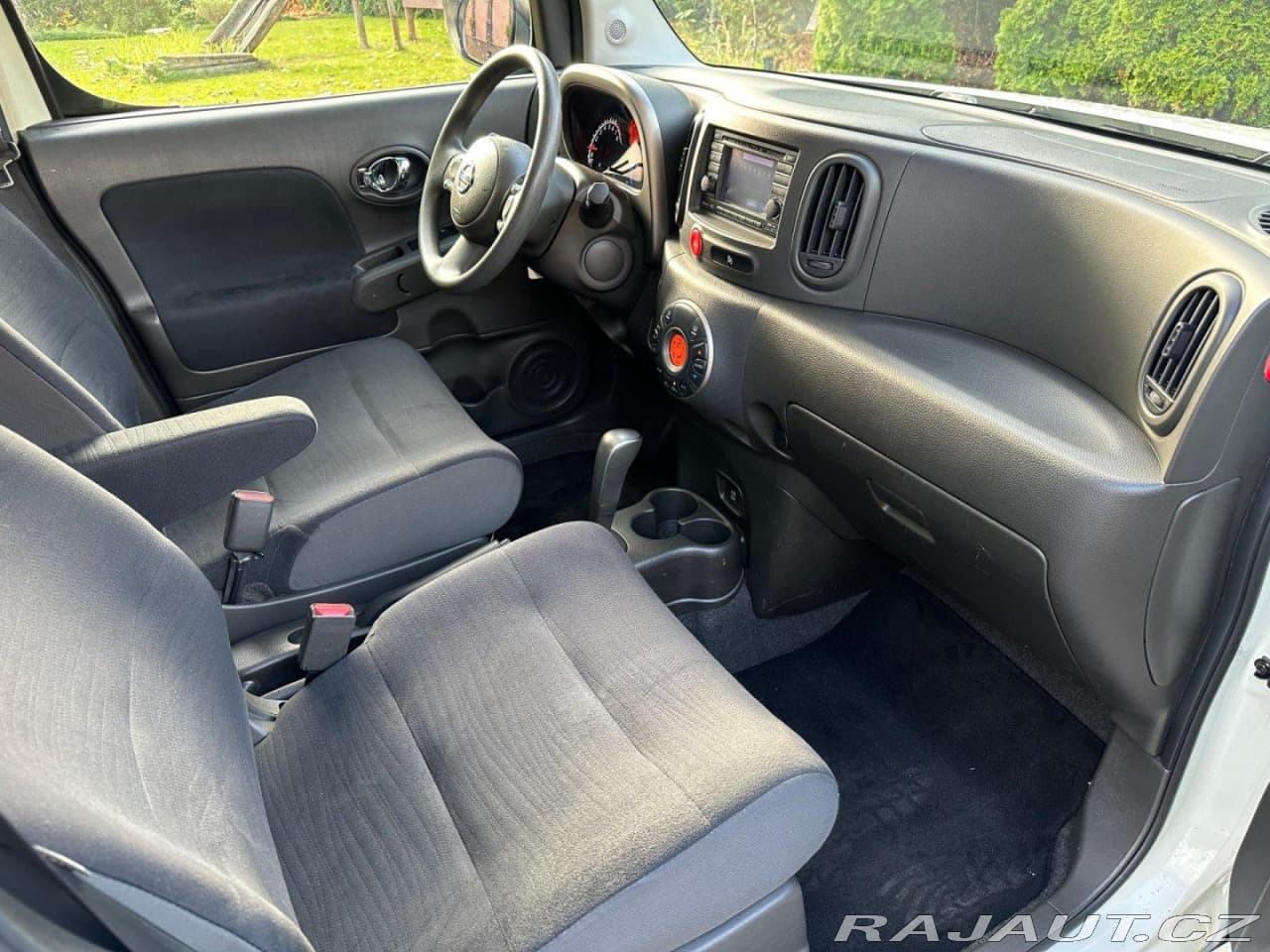 2010 Nissan Ostatní - 13