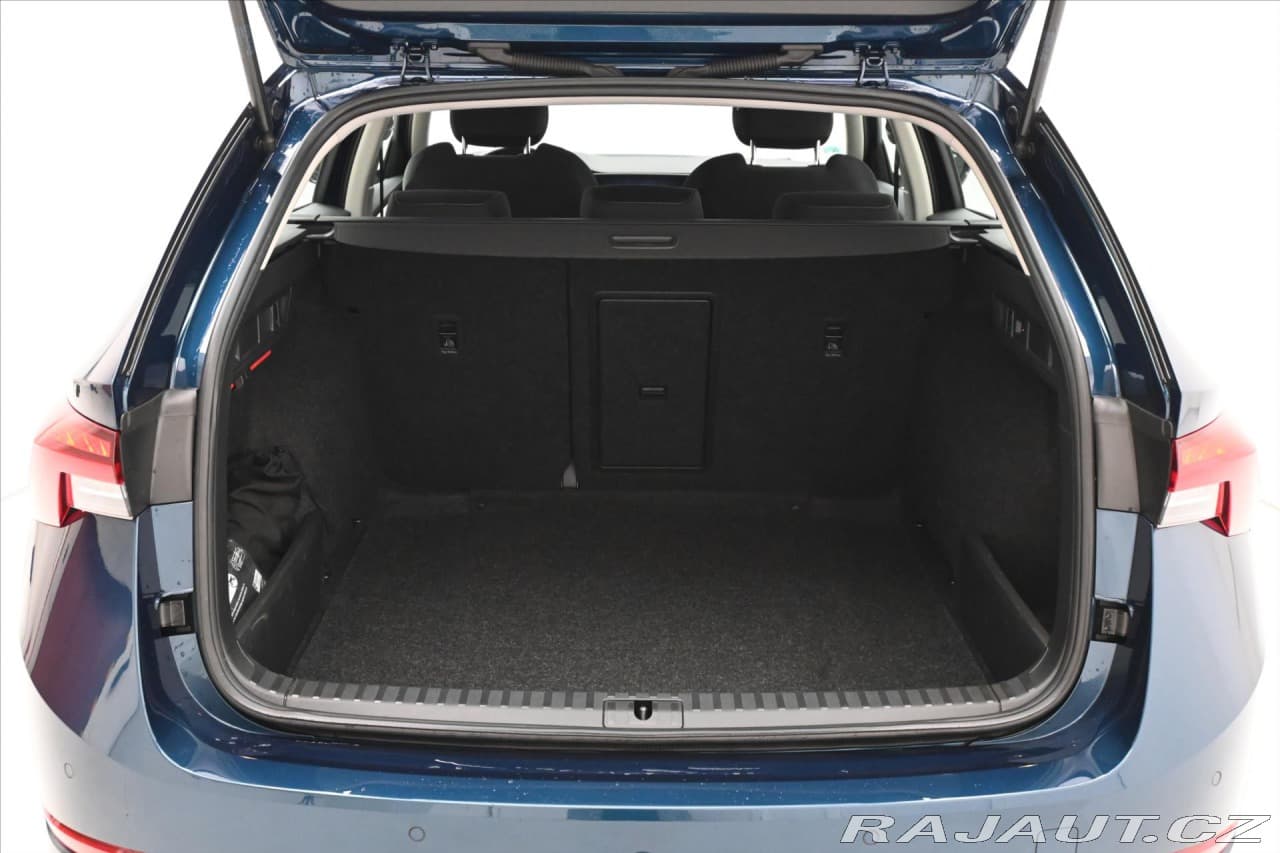 2022 Škoda Octavia - 10