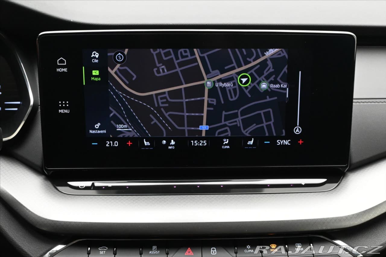 2022 Škoda Octavia - 19